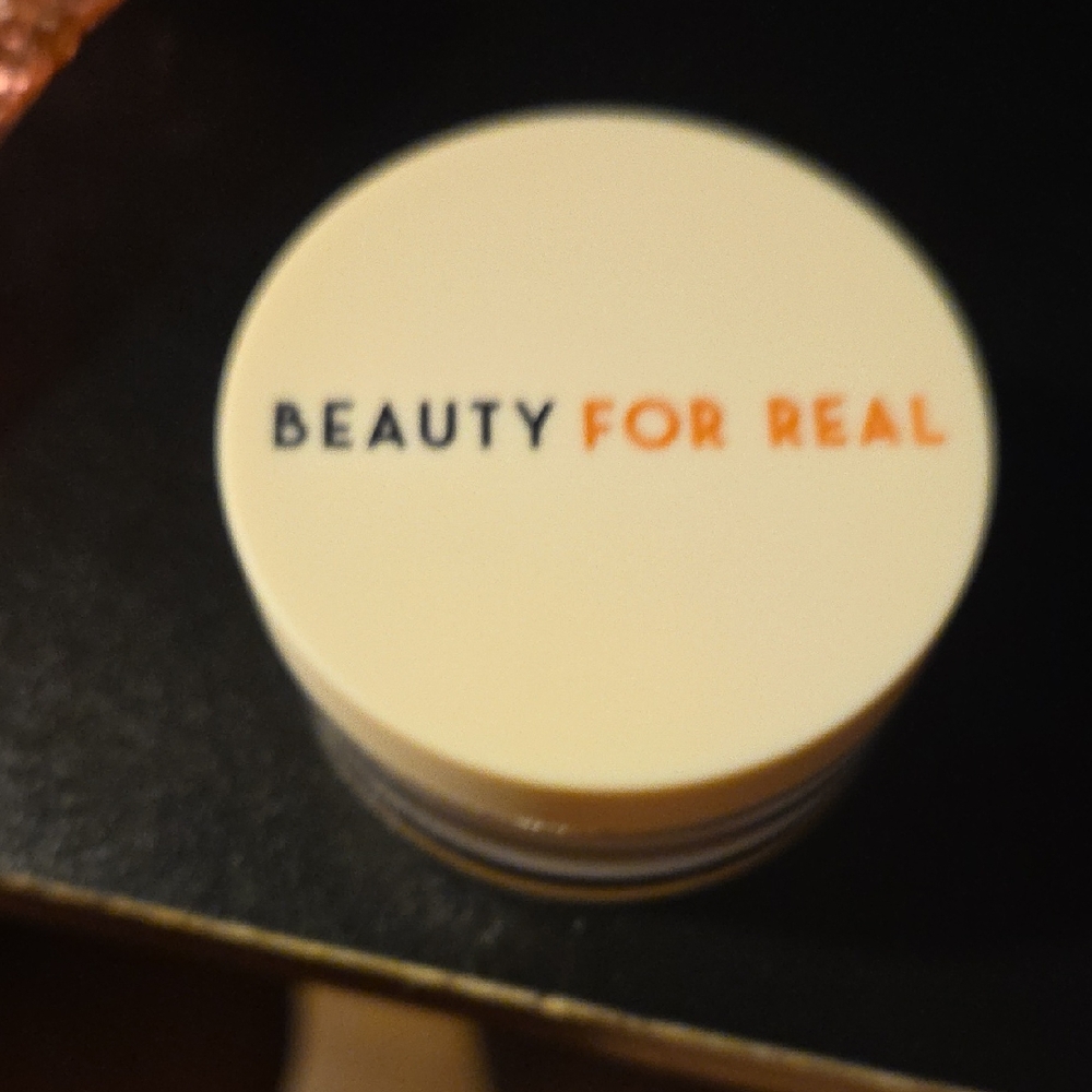 Beauty For Real Hydra Set Tranlucent Powder